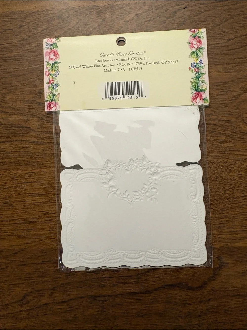 White Floral Heart Place Cards - Pack of 10